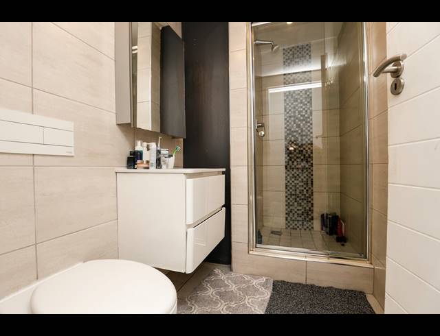 2 BEDROOM APARTMENT FOR SALE IN MORNINGSIDE